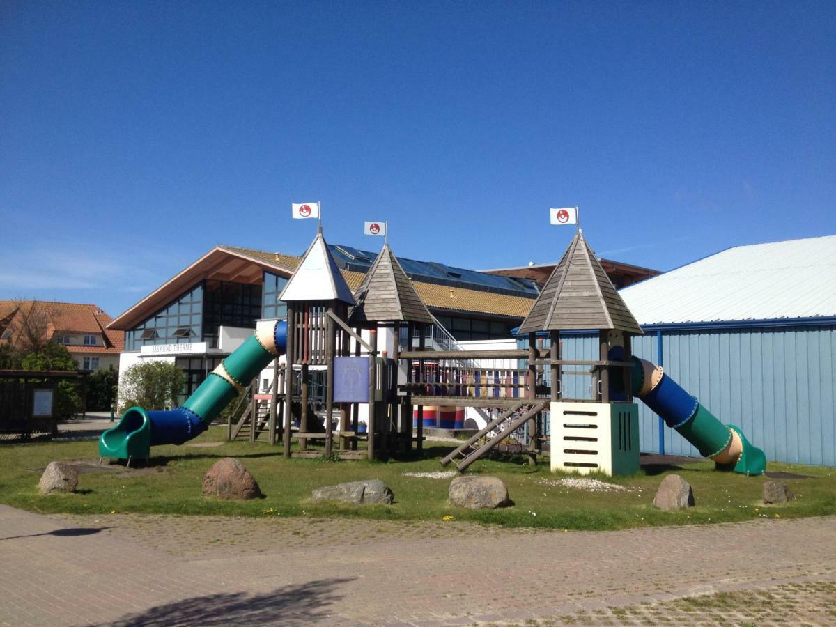 Ferienwohnung "Kranich" Im Ferien-Resort Ruegen Загард Экстерьер фото