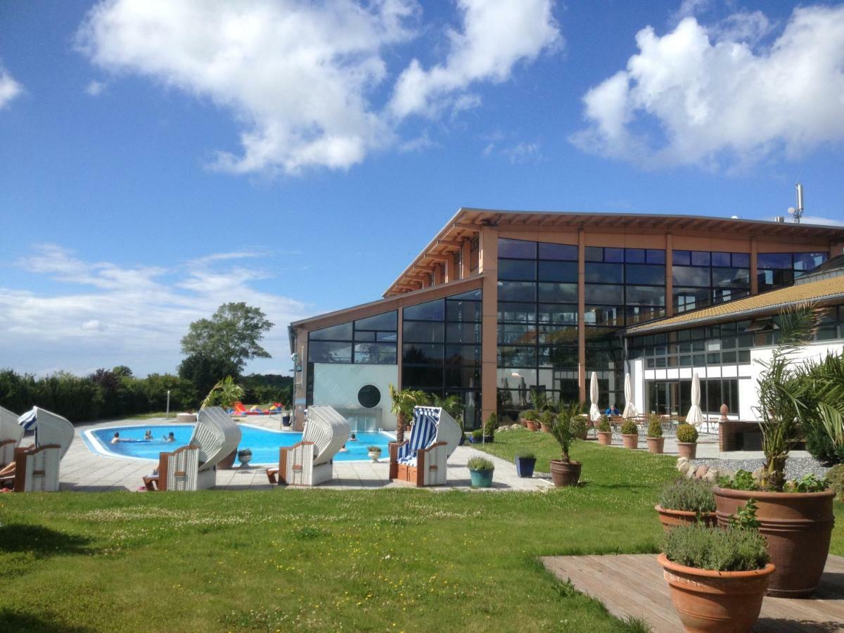 Ferienwohnung "Kranich" Im Ferien-Resort Ruegen Загард Экстерьер фото