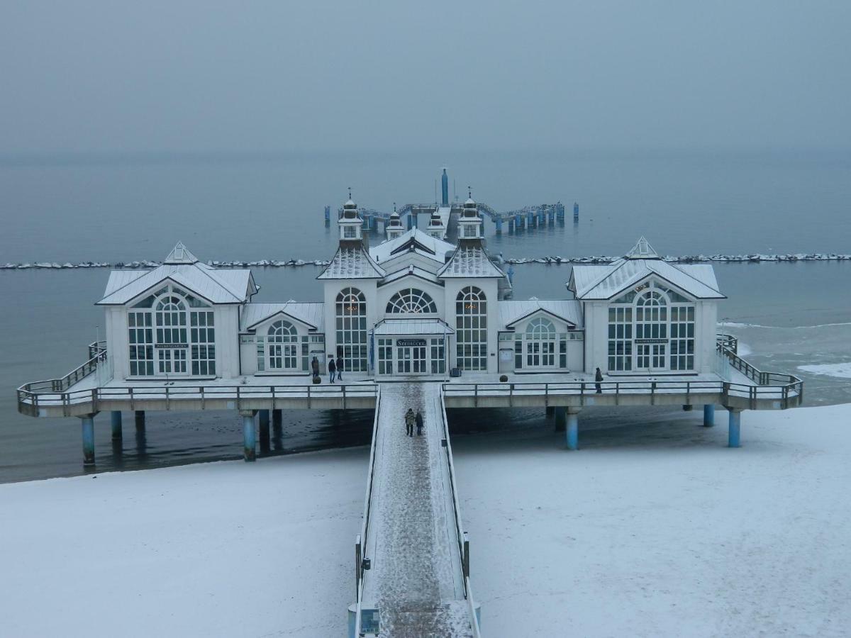 Ferienwohnung "Kranich" Im Ferien-Resort Ruegen Загард Экстерьер фото